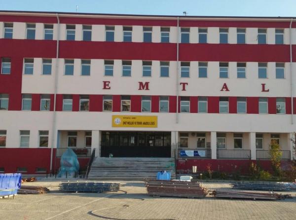 Şehit Mustafa Baş Mesleki ve Teknik Anadolu Lisesi Fotoğrafı